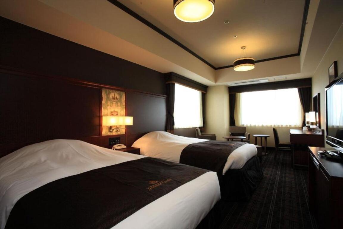 Monterey Grasmere Hotel Ōsaka